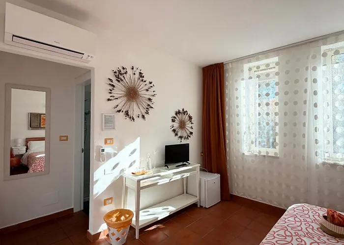 Bio&b Acquaviva Alojamento de Acomodação e Pequeno-almoço