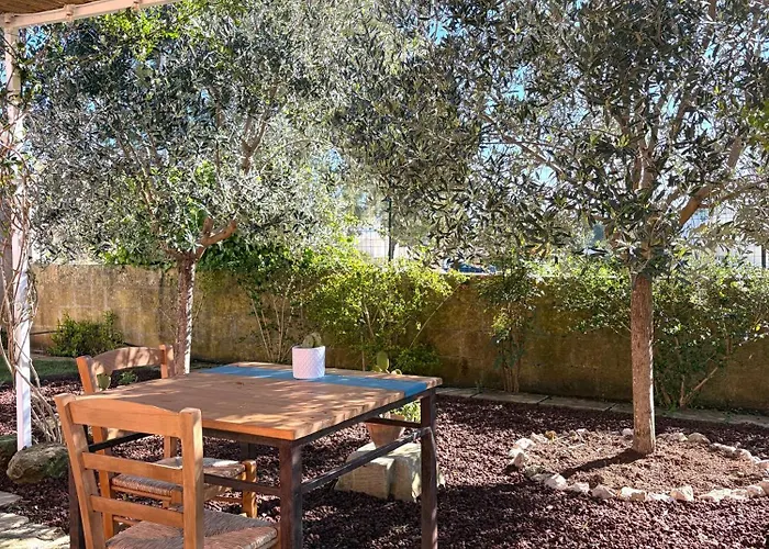 Alojamento de Acomodação e Pequeno-almoço Bio&b Acquaviva 4*