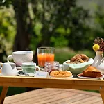 Bio&b Acquaviva Bed & Breakfast
