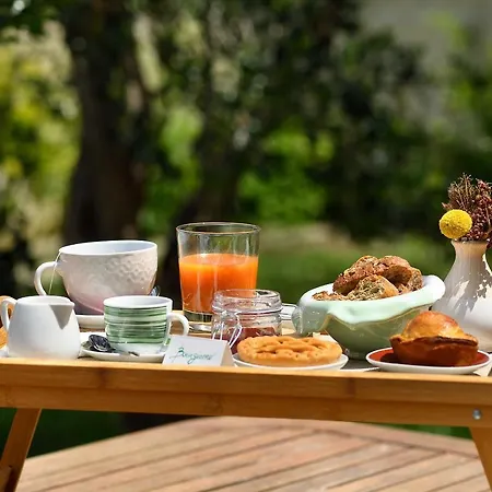 Bio&b Acquaviva Bed & Breakfast